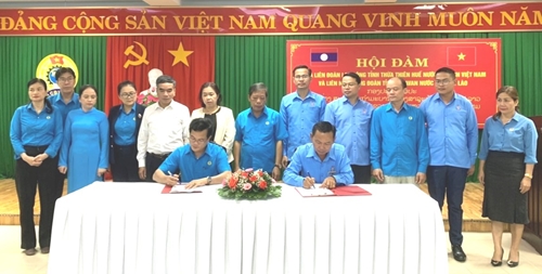 Hội đàm, ký kết hợp tác với Liên hiệp Công đoàn tỉnh Salavan Lào