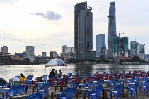 Financial Times Việt Nam thuộc nhóm 7 nền kinh tế nổi bật khi thế giới đang nhiều khó khăn