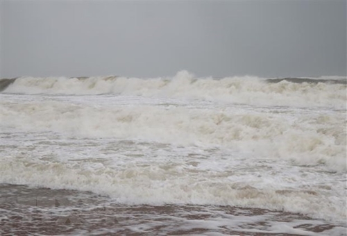 Từ chiều 14 10, vùng biển Quảng Trị - Ninh Thuận có gió mạnh, sóng lớn