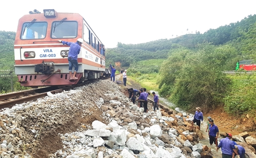 Dự kiến thông tuyến hầm đường sắt Phước Tượng vào ngày 16 10