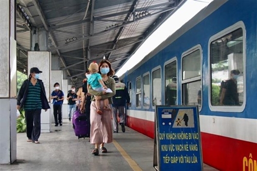 Đường sắt chạy 22 đôi tàu phục vụ nhân dân Tết Nguyên đán Quý Mão 2023