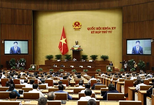 Ngày 26 10, Quốc hội tiếp tục thảo luận về dự thảo các Nghị quyết thí điểm và dự án Luật