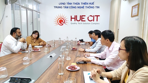 Supporting HueCIT in training and developing information technology human resources in Hue