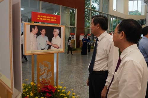 Cố Thủ tướng Võ Văn Kiệt là tấm gương đạo đức cách mạng cao đẹp
