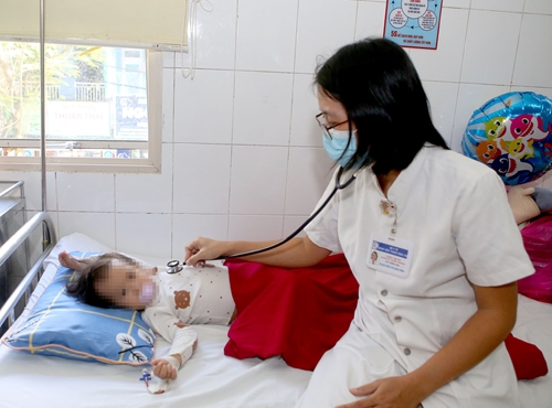 Biến chứng cúm thường xảy ra với trẻ dưới 5 tuổi, người có sức khỏe kém