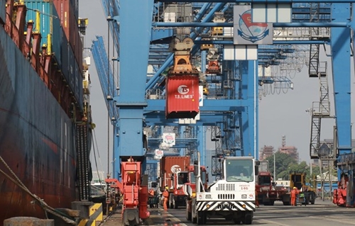 Hải quan đổi mới để nâng cao hoạt động xuất nhập khẩu của Việt Nam