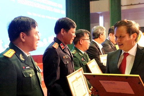 Gặp mặt nhân kỷ niệm thiết lập quan hệ ngoại giao Việt Nam - Lào