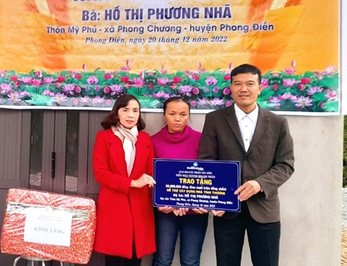Phong Điền Khánh thành nhà tình thương cho hộ nghèo