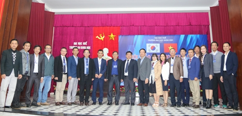 Trao đổi về thành tựu, triển vọng trong quan hệ hợp tác Việt Nam - Hàn Quốc