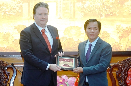 Đại sứ Hoa Kỳ tại Việt Nam mong muốn có sự hợp tác nhiều hơn với Huế trong tương lai