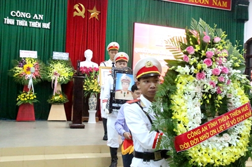Công bố Quyết định của Thủ tướng Chính phủ và trao Bằng “Tổ quốc ghi công” đối với liệt sĩ Võ Duy Khánh