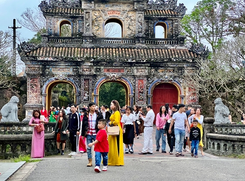 Interesting activities in the Imperial Citadel during Tet holiday