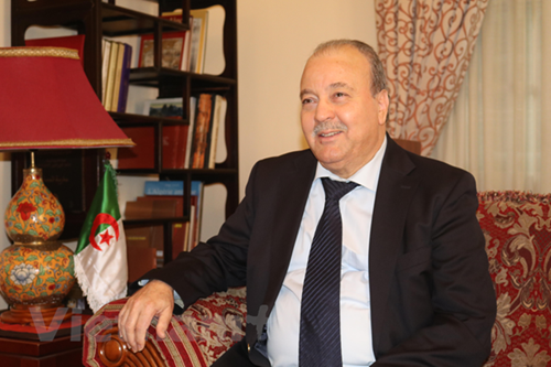 Đại sứ Algeria Boubazine Abdelhamid Việt Nam là đất nước rất an toàn