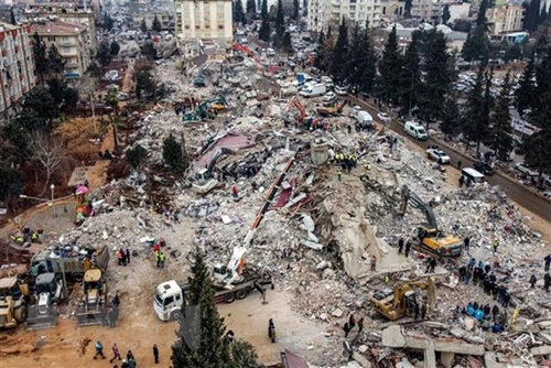 Thổ Nhĩ Kỳ trấn áp nạn cướp bóc sau trận động đất kinh hoàng