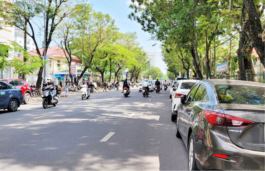 Thành phố Huế: Tăng cường nhiều giải pháp đảm bảo an toàn giao thông