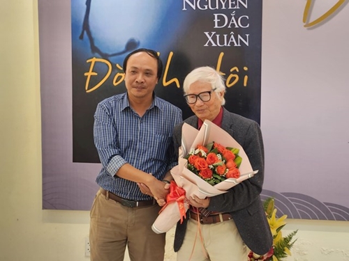 Publication of the poetry collection “The poet life” by the researcher Nguyen Dac Xuan